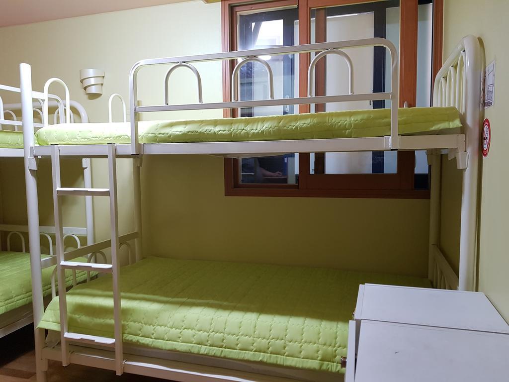 Hostel Lyndon Jeju Extérieur photo