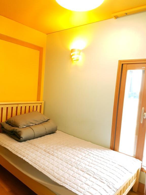 Hostel Lyndon Jeju Extérieur photo